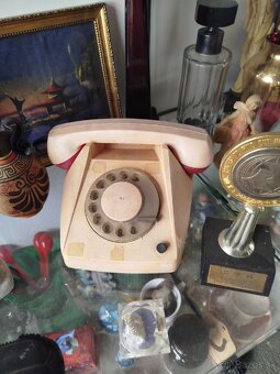 Retro telefóny - 2