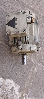Predám elektromotor 1,1kw - 2