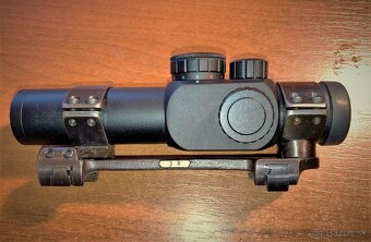 Predám kolimátor Bushnell Trophy 1x28mm - 2