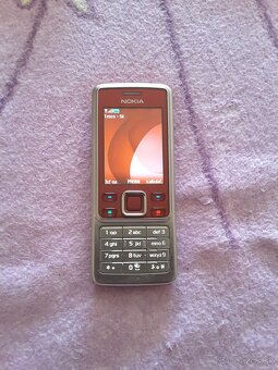 Predám výborný tlačitkový mobil Nokia 6300 RED - 2