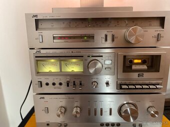 Predam HI-FI JVC strieborne - 2