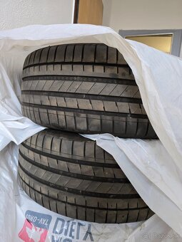 Kumho Ecsta Sport 255/45 R19 104W - DOT 4924 - 2