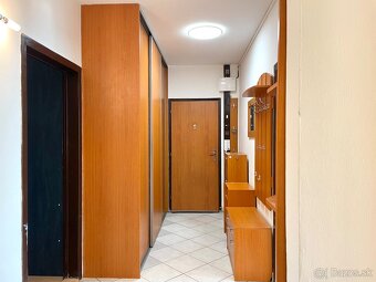 Predaj slnečného 4 izbového bytu - 2