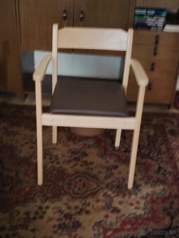 Toaletná stolička pre seniorov - 2