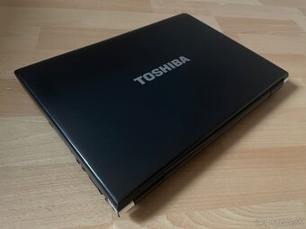 Toshiba Portege R380 - 2