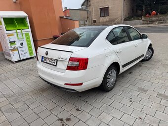 Skoda Octavia 3 2015 1 majitel najeto 150 000kc plně funkční - 2