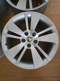 Originální alu disky Škoda Superb 3 R18 5x112 - 2