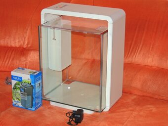 Predám nový akváriový set s objemom 25 l - Biely - 2