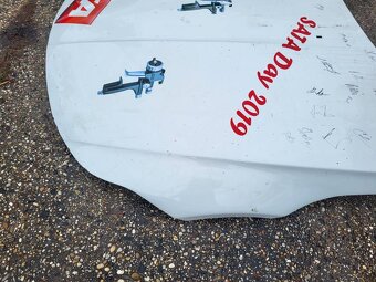 Bmw z4 predna kapotq - 2