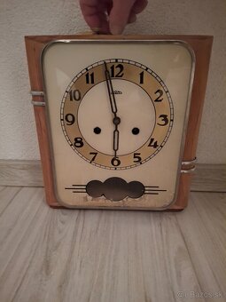 Kyvadlove hodiny - 2