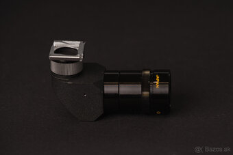 Uhlový hľadáčik Canon. - 2