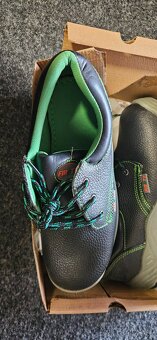 Predam pracovnu obuv S3 (42) - 2