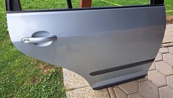 DVERE - VW GOLF 5 PLUS, GOLF 6 PLUS - 2