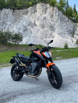 KTM Duke 890 - 2