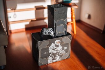 Microsoft Xbox Series X - Halo Infinite Limited Edition - 2