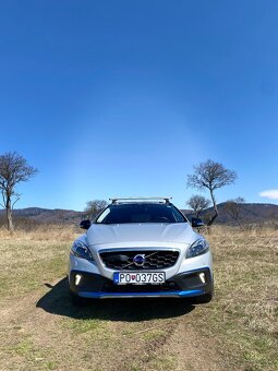 Volvo V40 Cross Country D2 Momentum Pro, Top stav. - 2
