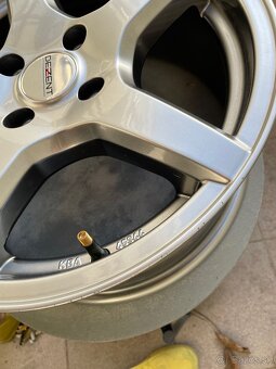 Dezent TY 7Jx16 4x108 stred 67 - 2