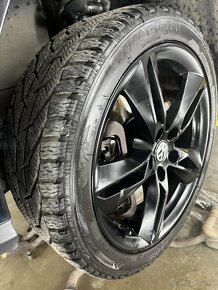 komplet sada 4ks VW R18 - 2