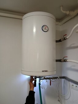 Kombinovany bojler MB PKD 80R pravý - 2