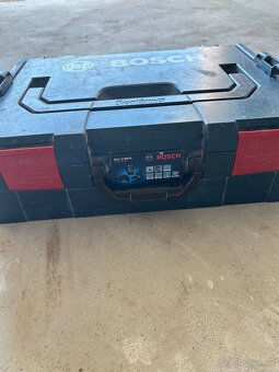 Bosch profesionál laser - 2