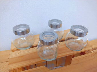 4x VACSIE nove korenicky cena spolu - 2