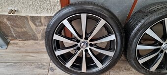 Predám elektrony 5X112 R18 et40 J8. Matador 225/45r18 - 2