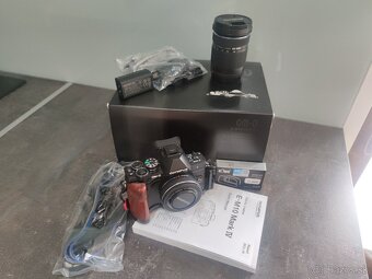 Olympus EM-10 Mark iv - 2