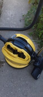 Vysávač Karcher VC6 - 2