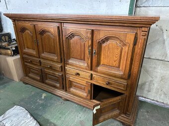 Skriňa z masívu - holandský nábytok - 2