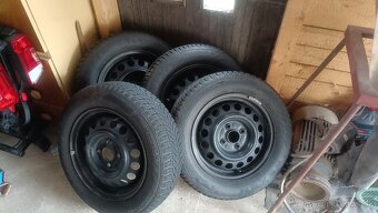 Pneumatiky na diskoch 165/70 r14 - 2