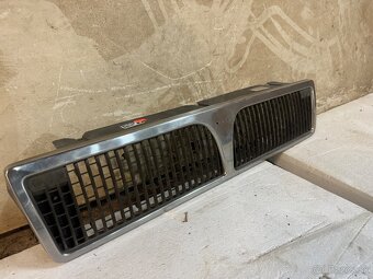 Lancia delta predna maska - 2