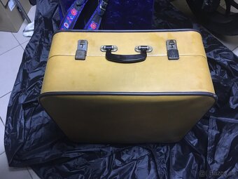 Predam Delicia Carmen. - 2