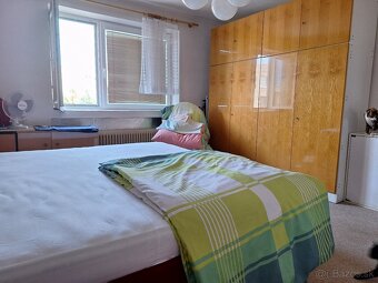 Ponúkame na predaj rodinný dom vhodný aj na podnikanie v Môť - 2