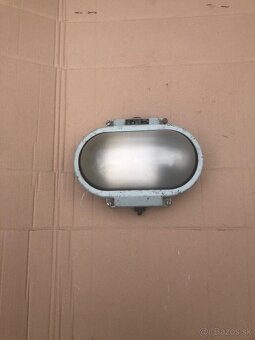 Predám 3ks priemyselných svietidiel - 2