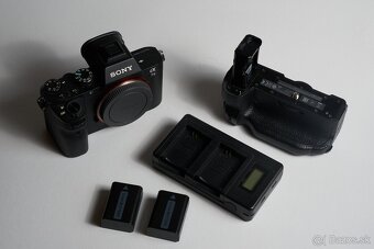 Sony A7II / Sony grip VG-C2EM - 2