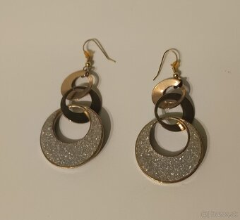 Visiace nausnice - 2