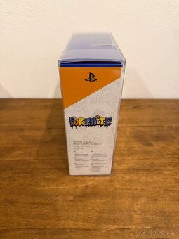 Dualsense Fortnite + obal - 2