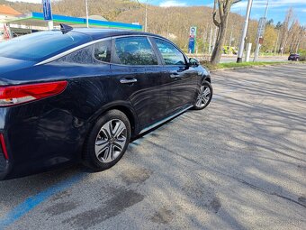 Kia Optima Hybrid - 2