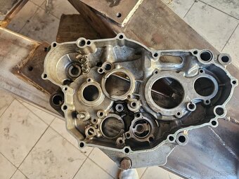 Yamaha yz250f 2006 - 2009 pravý blok motora - 2