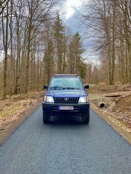 Toyota Landcruiser 90 - 2