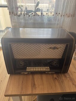 Staré rádio Loewe-Opta 741W - 2