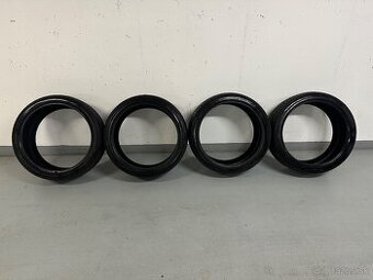 Zimné pneumatiky 285/35 R22, 4ks - 2