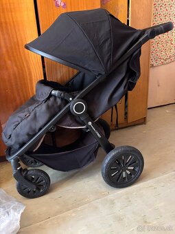 Kocik Petite& mars street - 2