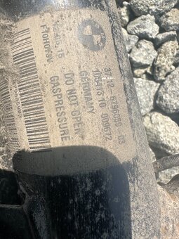 Adaptívne tlmiče bmw f10 f11 - 2