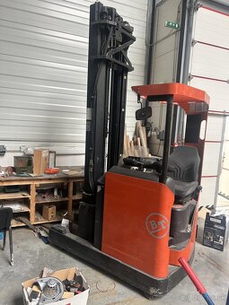 Retrak vozik na zakladanie do regalov - 2