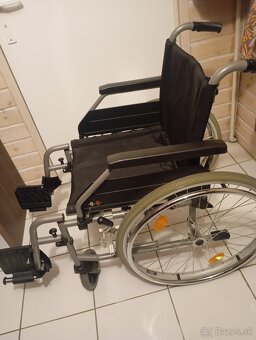 Invalidný vozík skladaci - 2