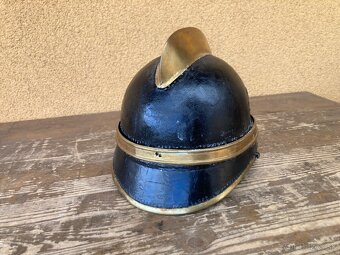 Hasičská přilba - stará - 1.republika - 2