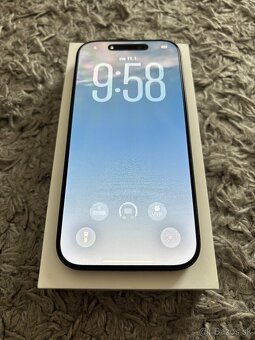 Apple iPhone 17 256gb Black - 2