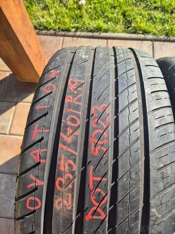 Letné pneumatiky 245/40r19 - 2