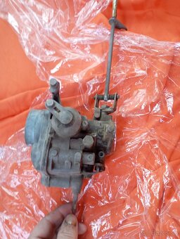 Karburátor Octavia tv 1972 - 2